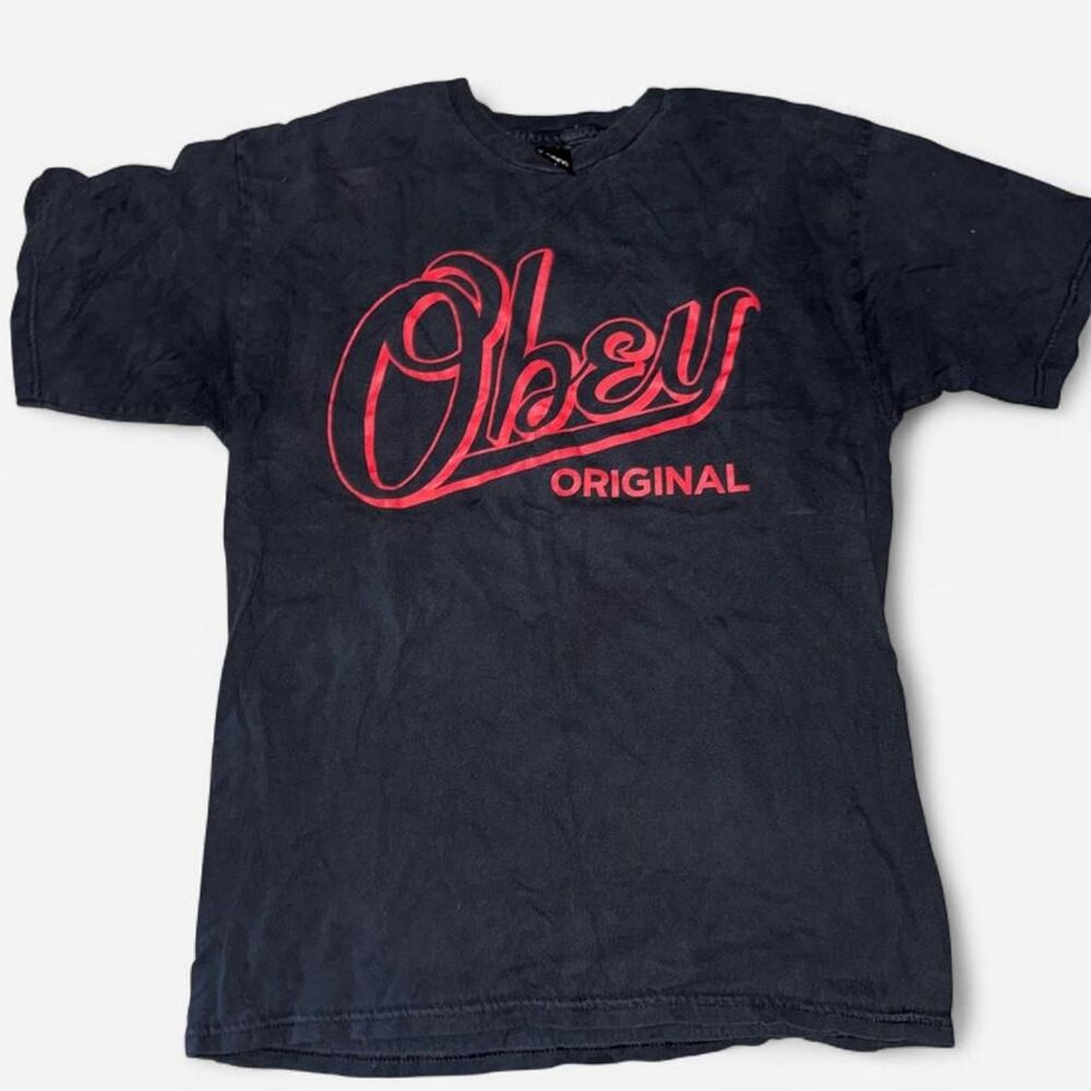 Obey Men's Black and Navy T-shirt